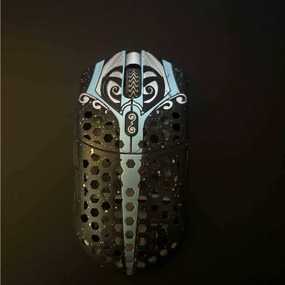 finalmouse starlight 12 phantom (small) black